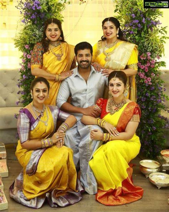 Sridevi Vijaykumar’s Boyfriend: Who is Sridevi Vijaykumar Dating?