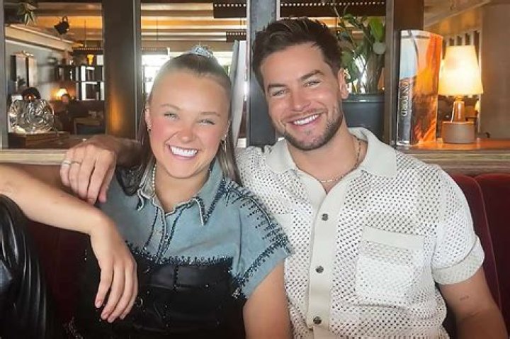 SrtaLuly’s Boyfriend: Who is SrtaLuly Dating?