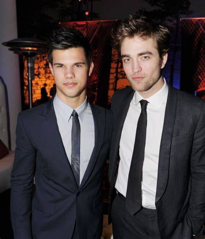 Taylor Lautner Remembers Tough Rivalry with Twilight Co-Star Robert Pattinson