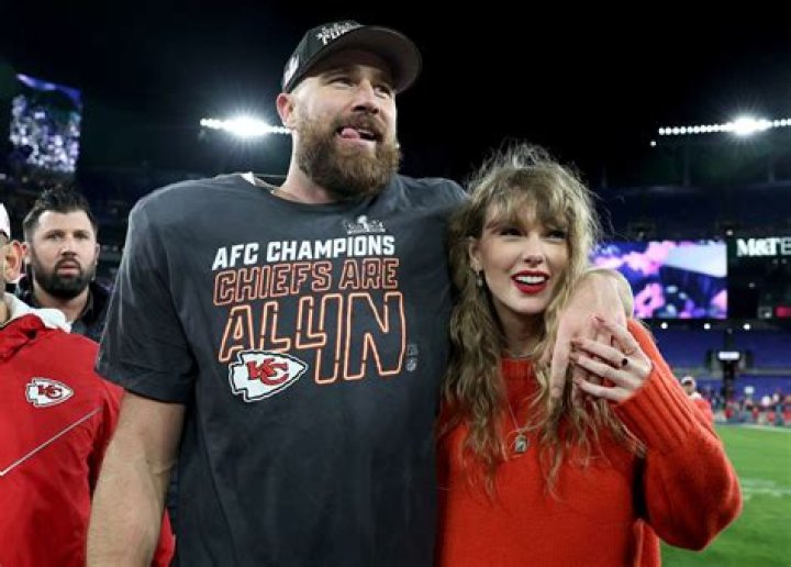 Taylor Swift & Parents Celebrate Christmas at Travis Kelce’s Home, Report Says