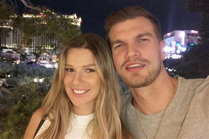 Tiago Carreira ???’s Girlfriend: Who is Tiago Carreira ??? Dating?