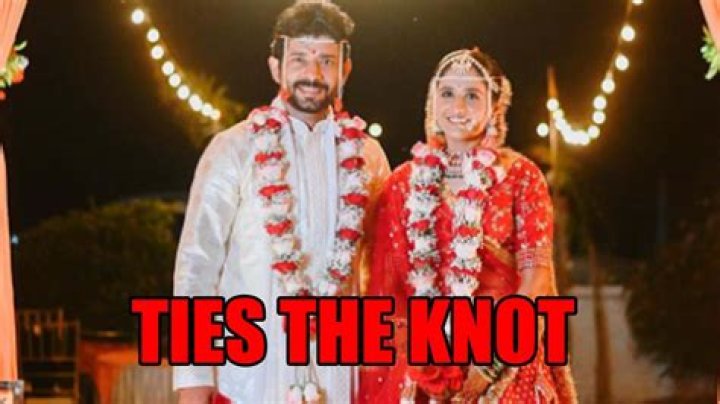 Vineeth Kumar’s Girlfriend: Who is Vineeth Kumar Dating?