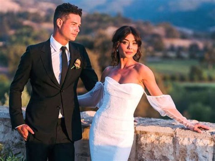 Wells Adams’s Girlfriend: Who is Wells Adams Dating?
