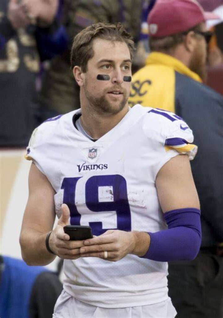 Who is Adam Thielen Dating – Adam Thielen's Wife & Exes