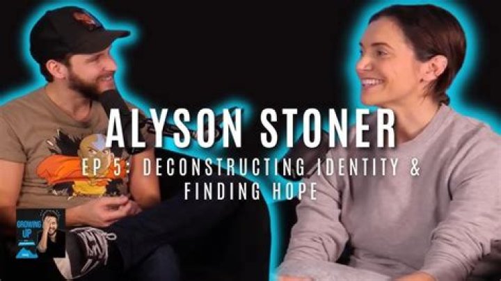 Who is Alyson Stoner Dating – Alyson Stoner's Boyfriend & Exes