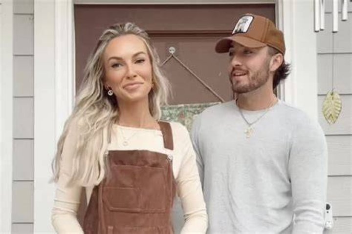 Who is Brent Smith Dating – Brent Smith's Girlfriend & Exes
