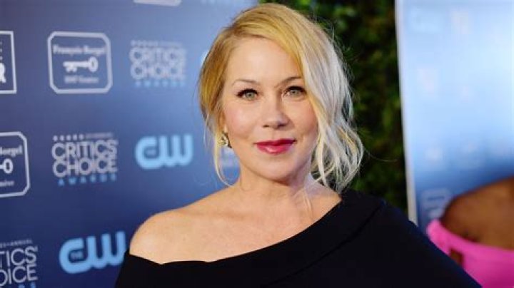 Who is Christina Applegate Dating – Christina Applegate's Husband & Exes