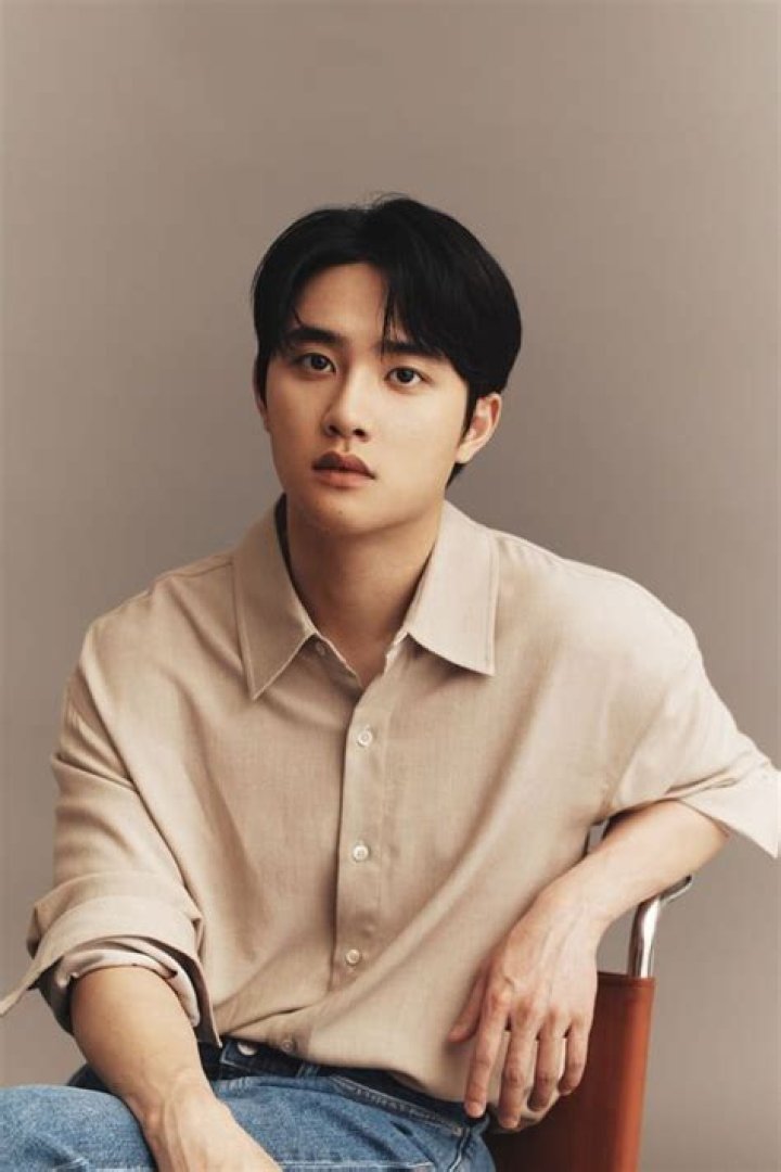 Who is Do Kyungsoo Dating – Do Kyungsoo's Girlfriend & Exes