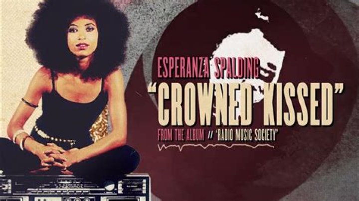 Who is Esperanza Spalding Dating – Esperanza Spalding's Boyfriend & Exes