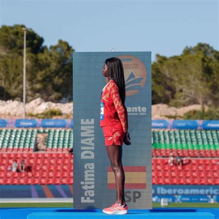 Who is Fátima Diame Dating – Fátima Diame's Boyfriend & Exes
