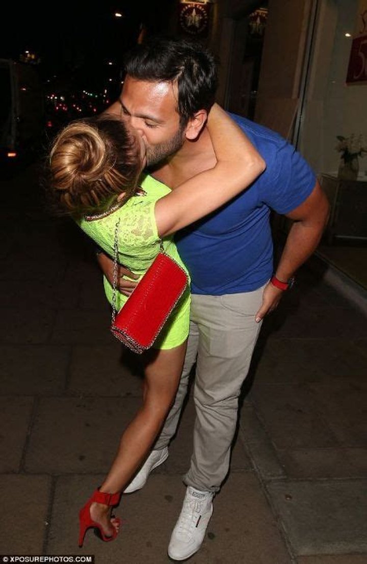 Who is Joe Fournier Dating – Joe Fournier's Girlfriend & Exes