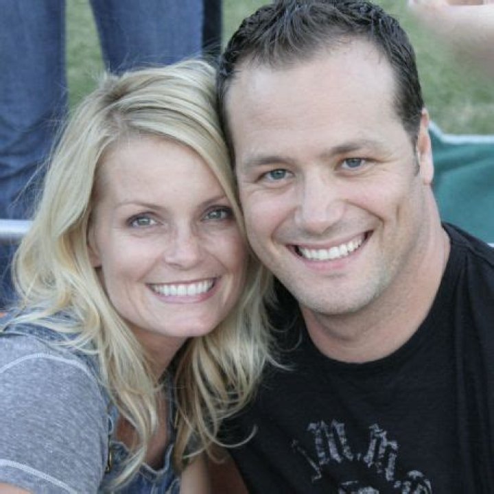 Who is Kelly Packard Dating – Kelly Packard's Husband & Exes