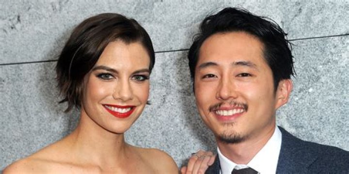 Who is Lauren Cohan Dating – Lauren Cohan's Boyfriend & Exes