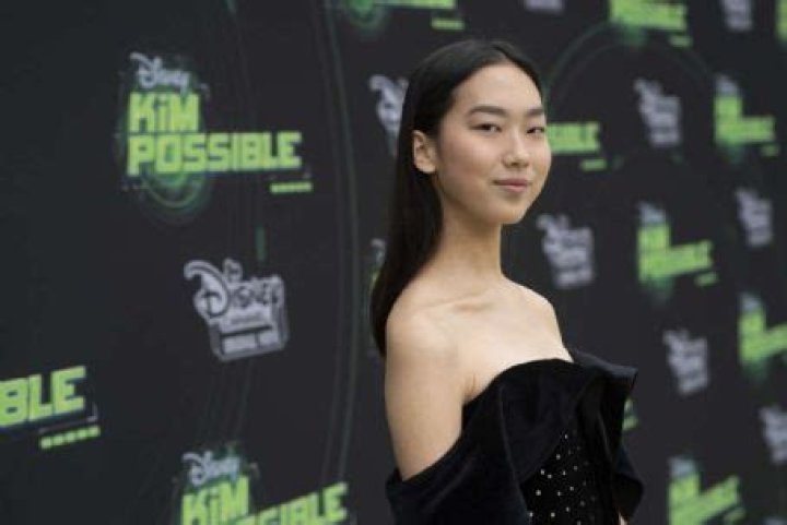 Who is Madison Hu Dating – Madison Hu's Boyfriend & Exes