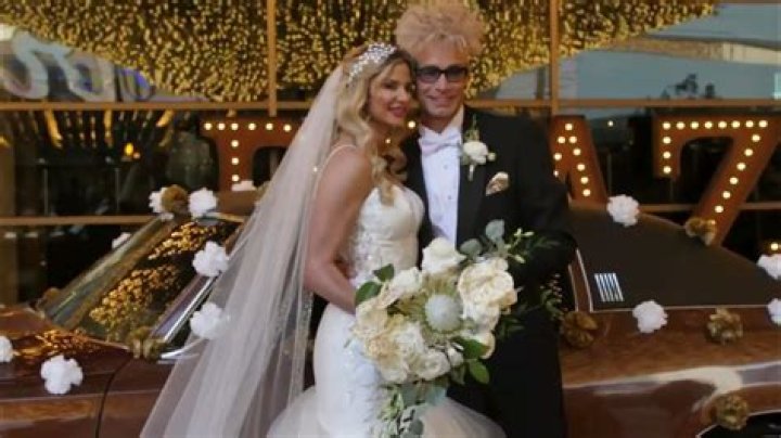 Who is Murray Sawchuck Dating – Murray Sawchuck's Wife & Exes