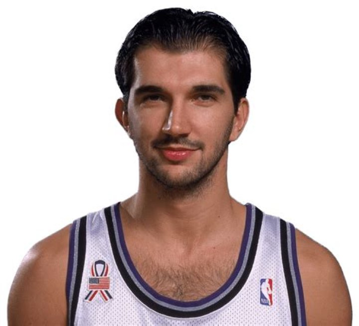 Who is Peja Stojakovic Dating – Peja Stojakovic's Wife & Exes