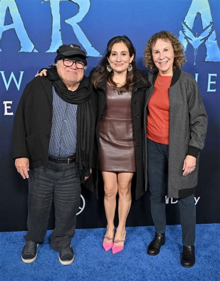 Who is Rhea Perlman Dating – Rhea Perlman's Husband & Exes