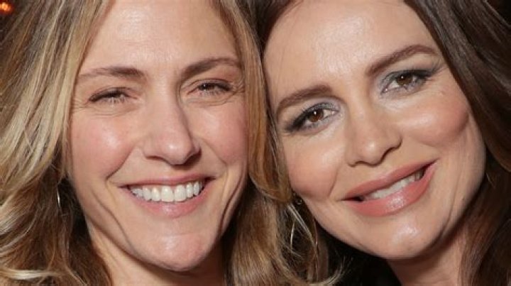 Who is Saffron Burrows Dating – Saffron Burrows's Wife & Exes