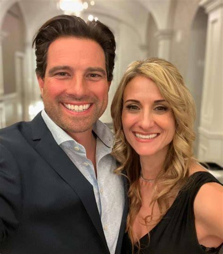 Who is Scott McGillivray Dating – Scott McGillivray's Wife & Exes