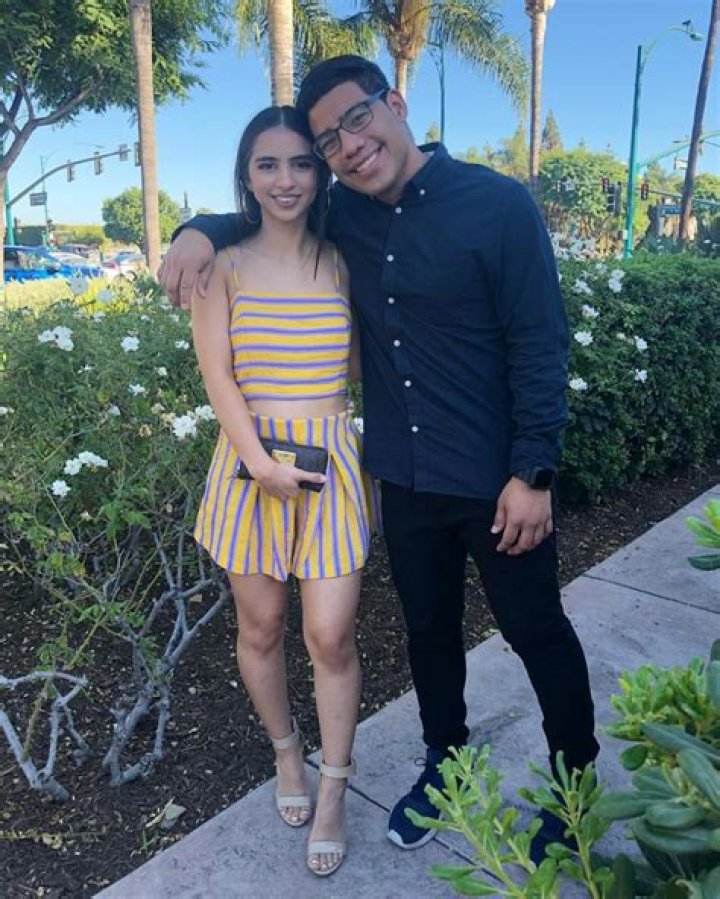 Who is Sergio Mejia Dating – Sergio Mejia's Girlfriend & Exes