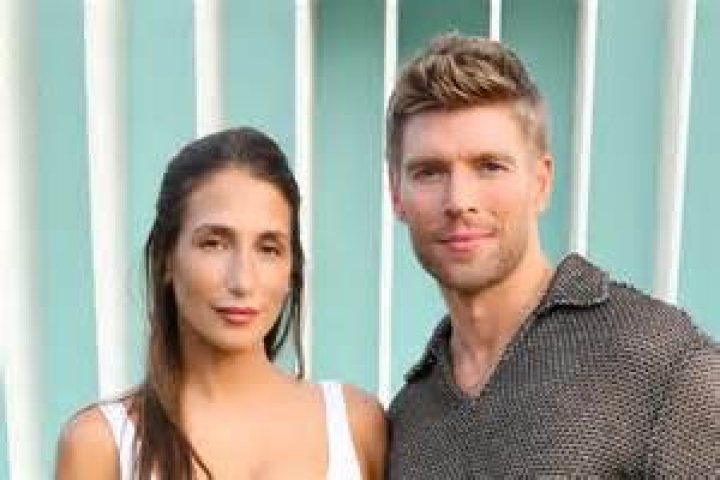 Who is Zia Cooke Dating – Zia Cooke's Boyfriend & Exes