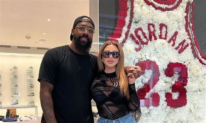 Yikes.Jordan’s Girlfriend: Who is Yikes.Jordan Dating?